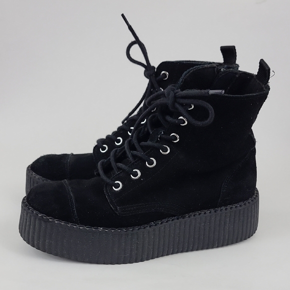 T.U.K Shoes - T.U.K Black Suede Viva Mondo Boots Size 8 / EU 39